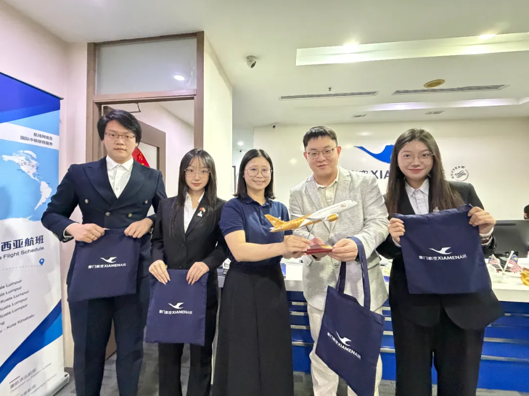 UCSI中国学联与厦门航空马来西亚办事处交流